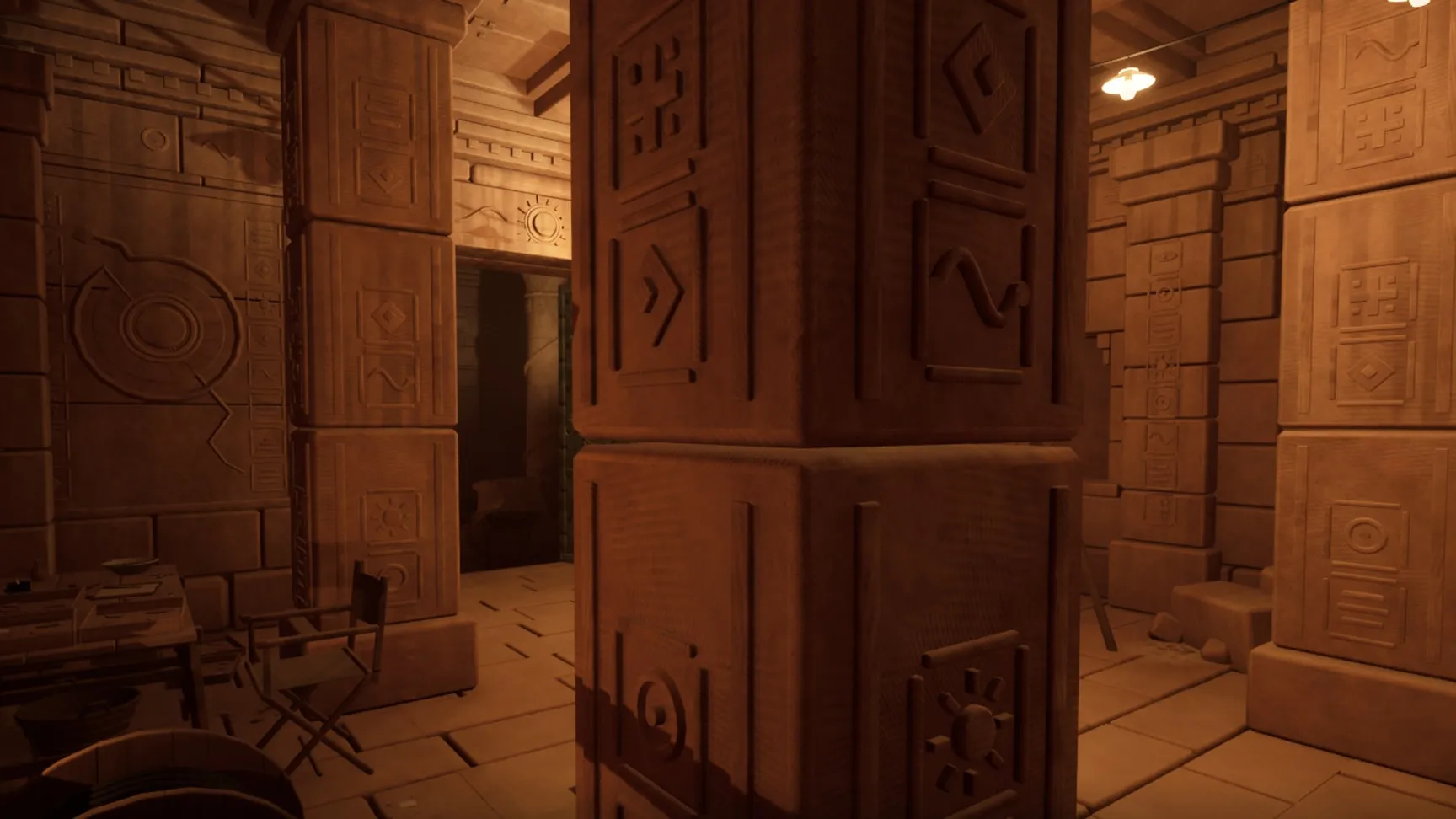 The antechamber and its glyph pillars
